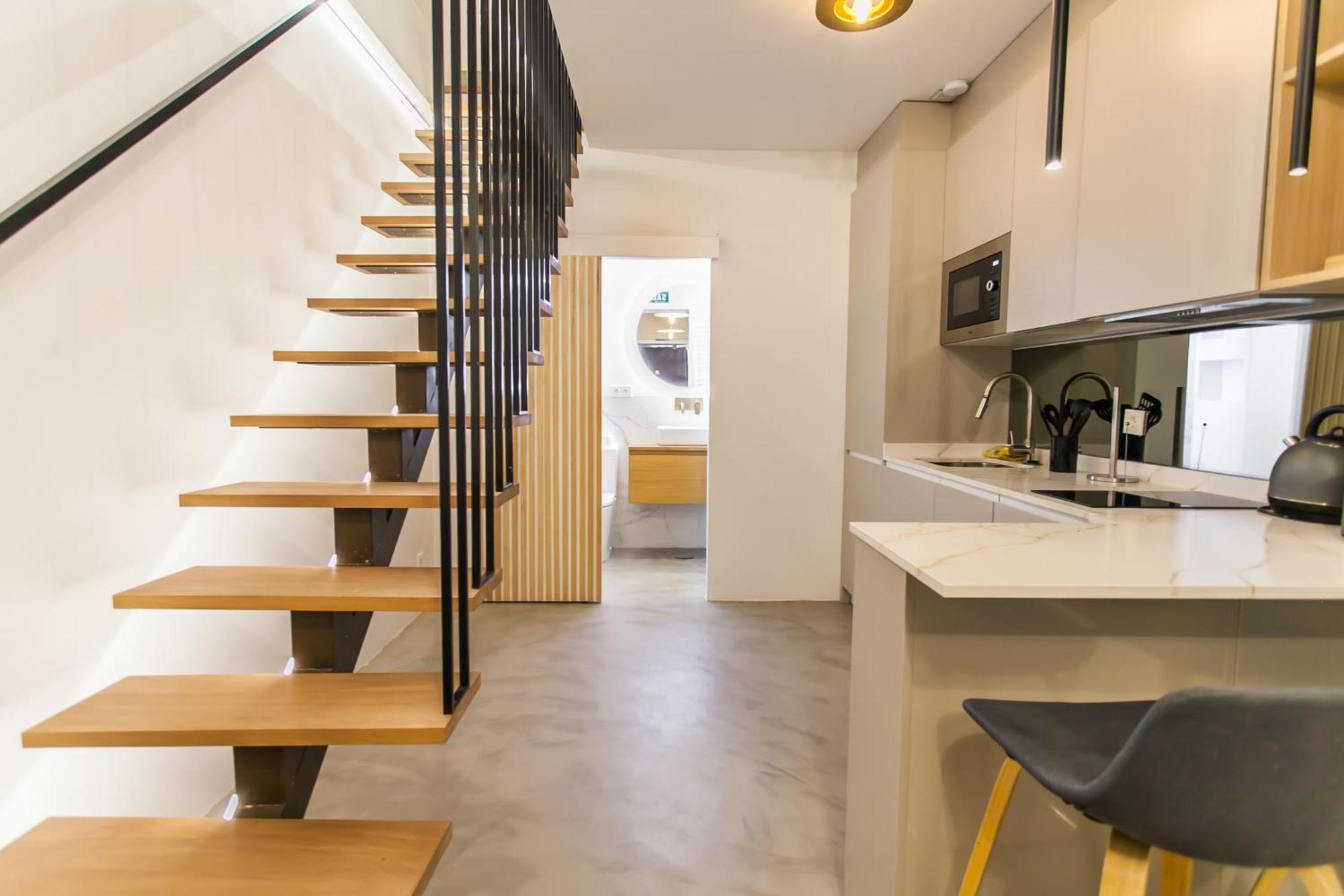 Appartamento Guernica Luxury Duplex - Location, Light, And Art Madrid Esterno foto