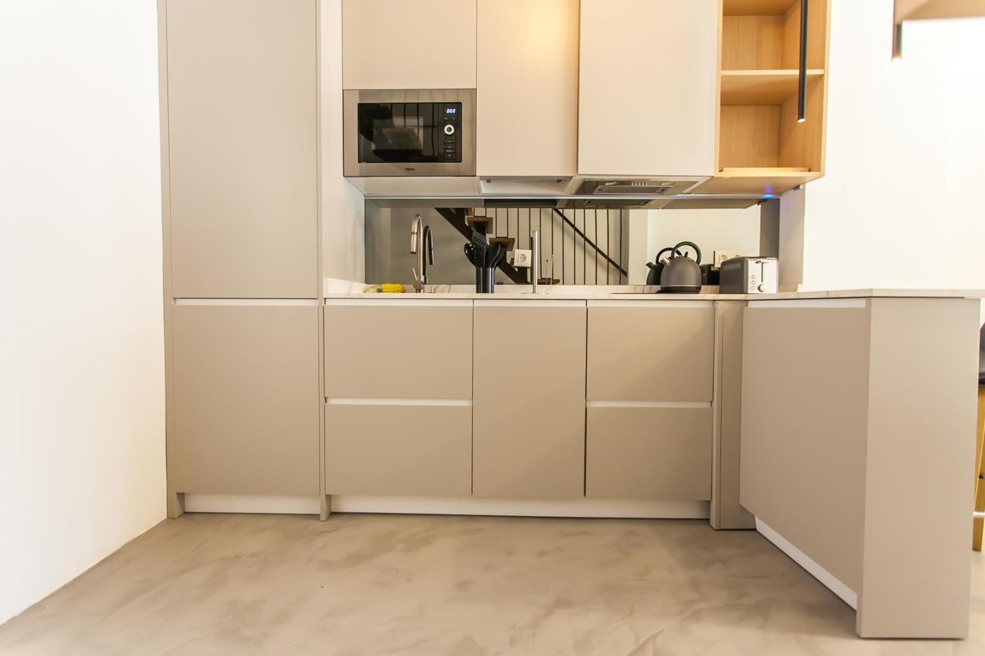 Appartamento Guernica Luxury Duplex - Location, Light, And Art Madrid Esterno foto
